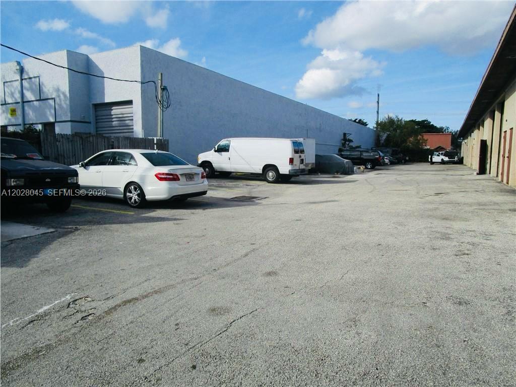 1901 NW 32nd St 6
