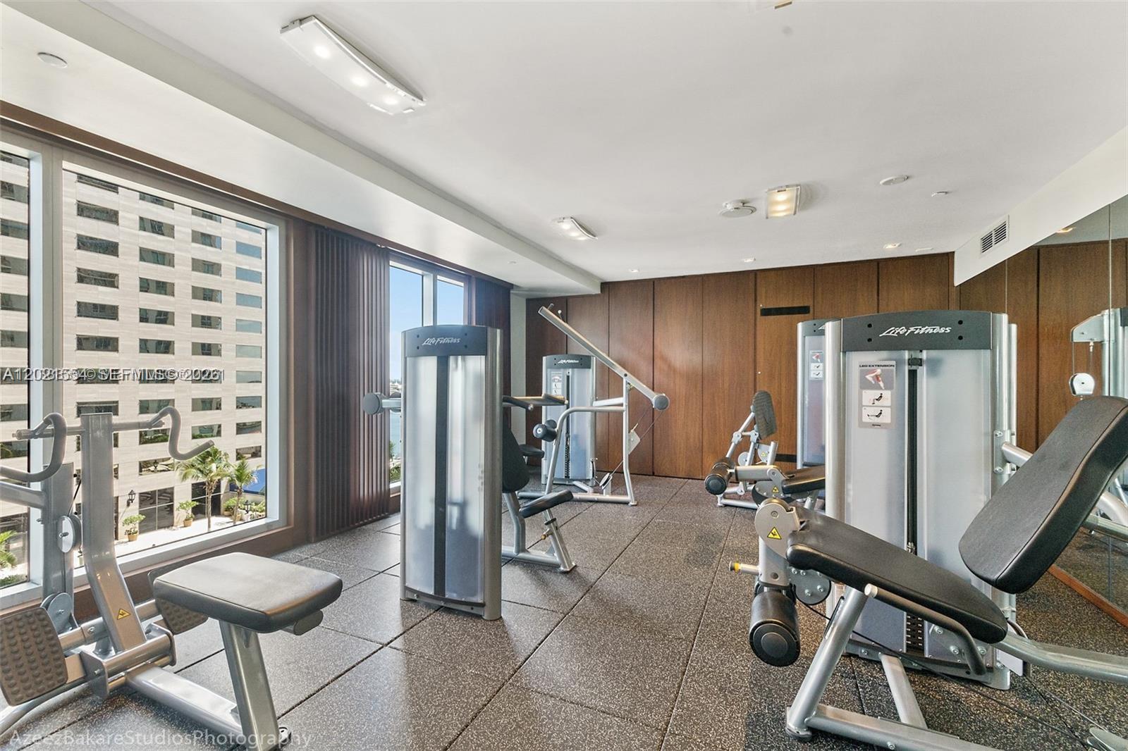 325 S Biscayne Blvd 2115