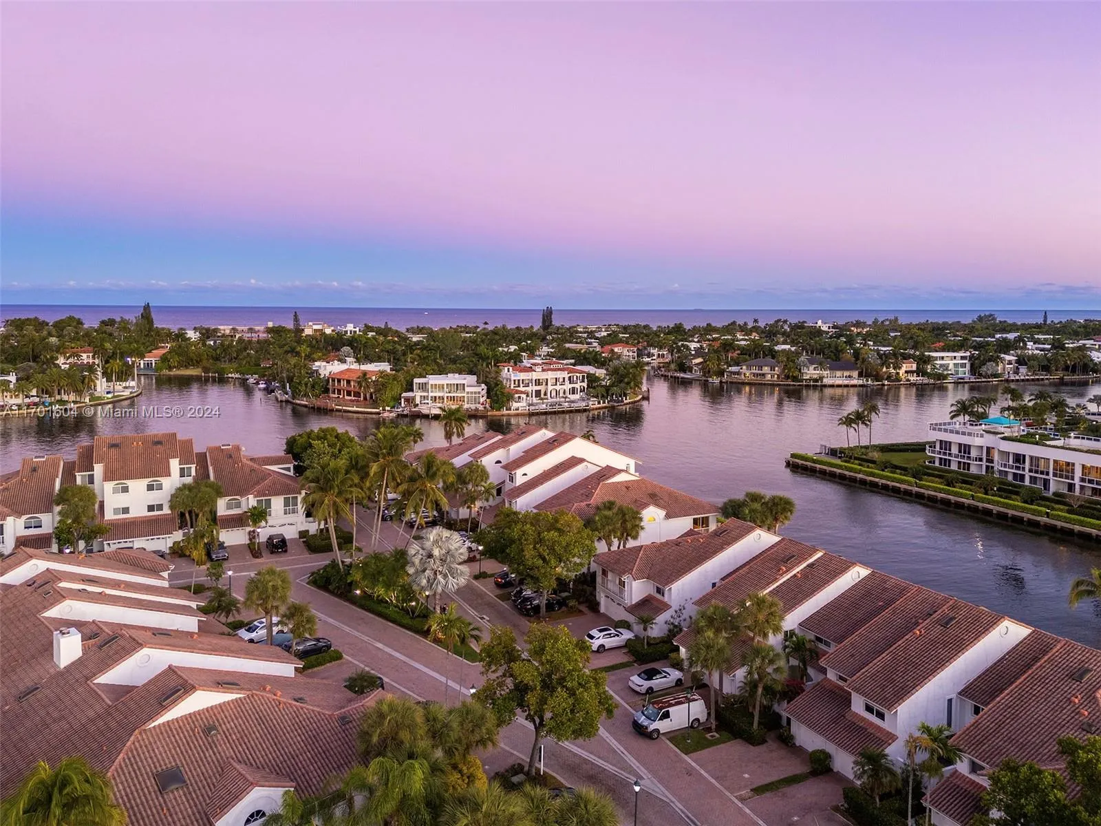 Aventura, Florida 33180, United States, 4 Bedrooms Bedrooms, ,3 BathroomsBathrooms,Residential,Active,28643