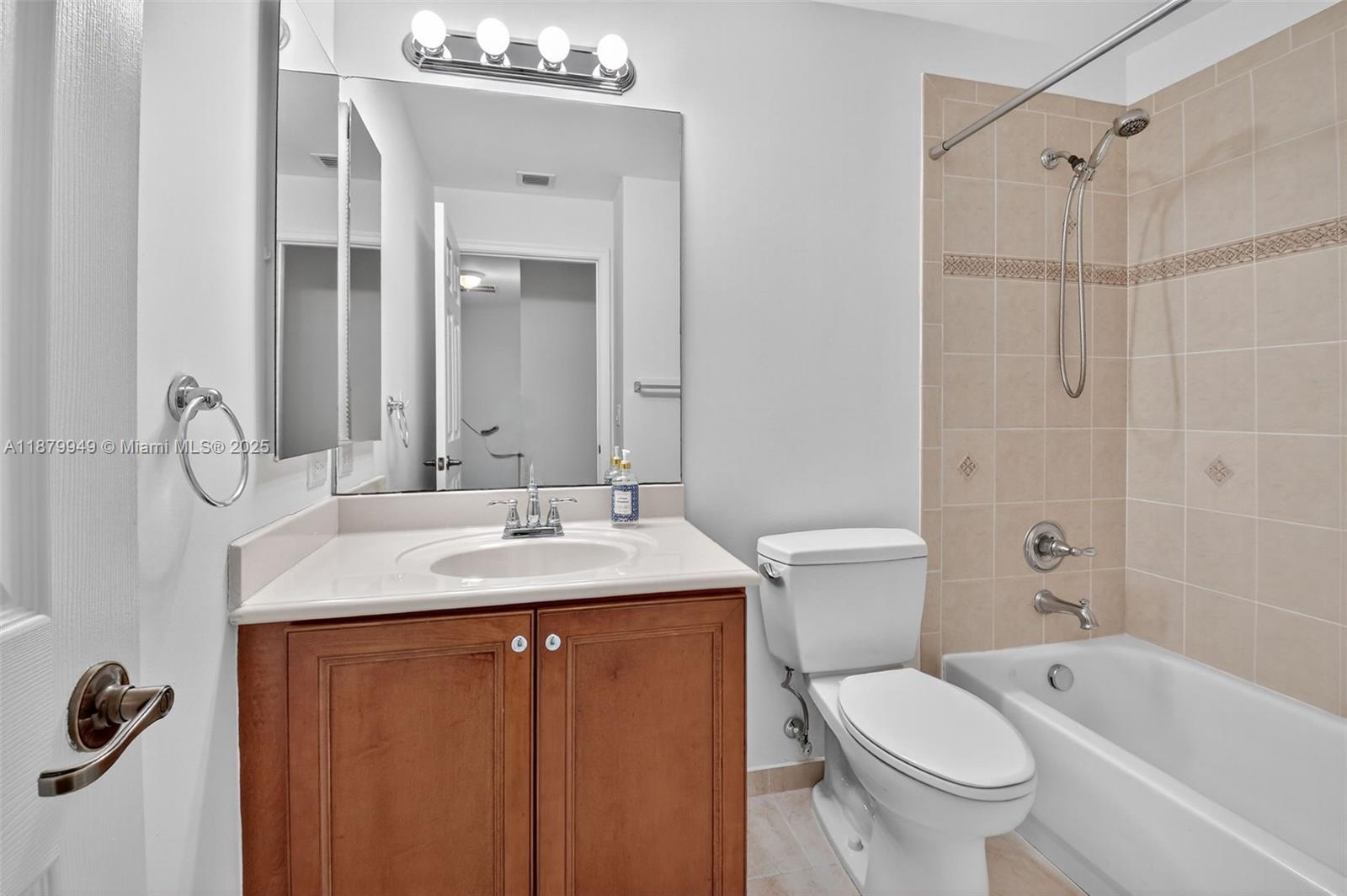 DREXEL PARK - Residential Lease