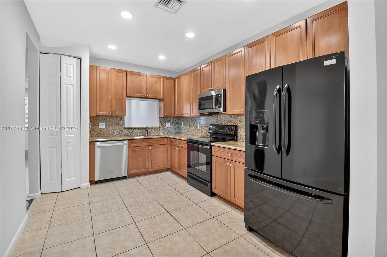 DREXEL PARK - Residential Lease