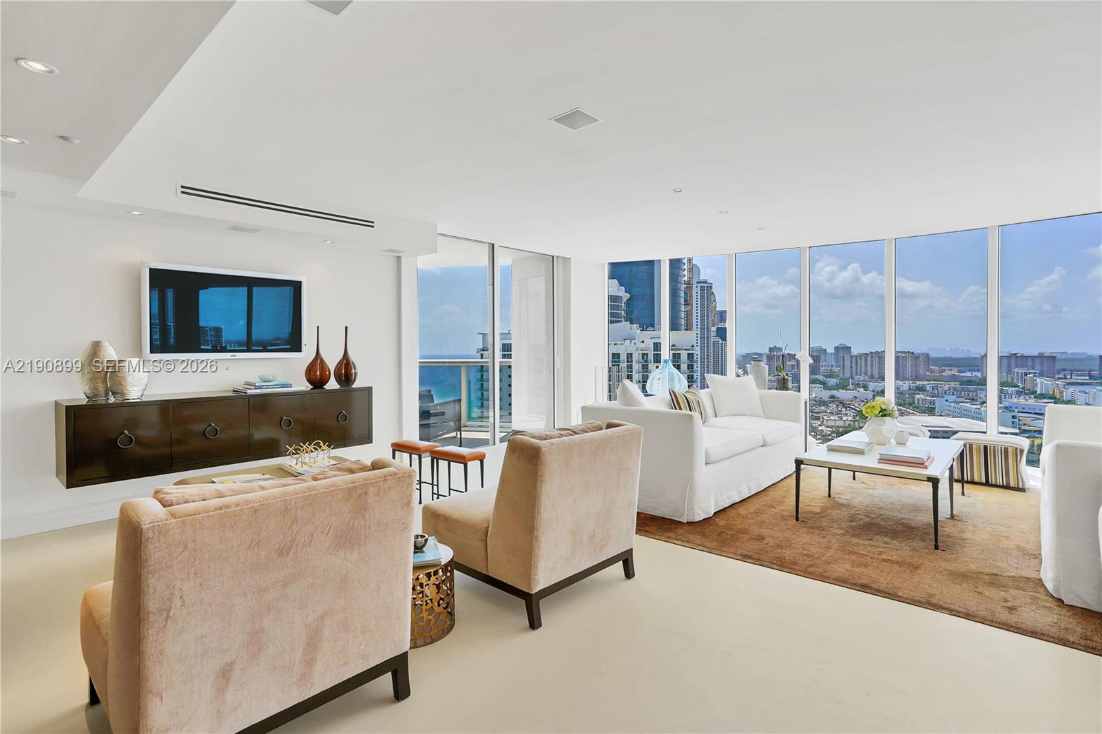 Ocean three - Residential