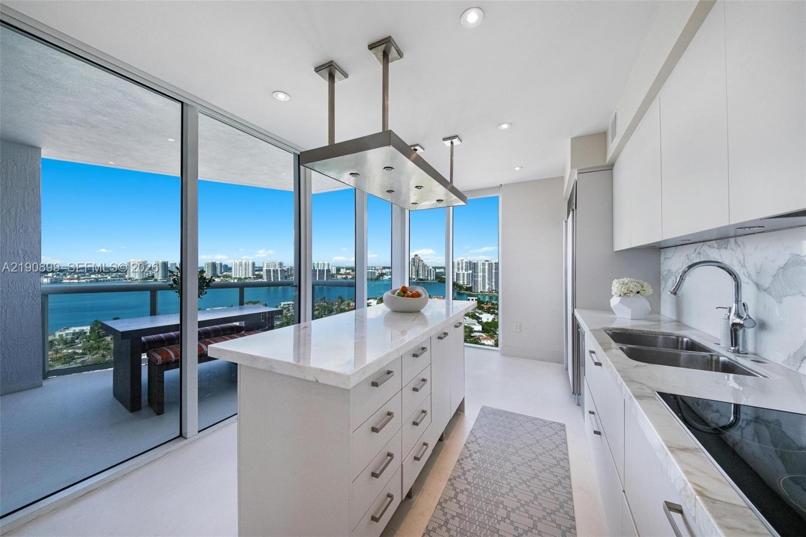 Ocean three - Residential