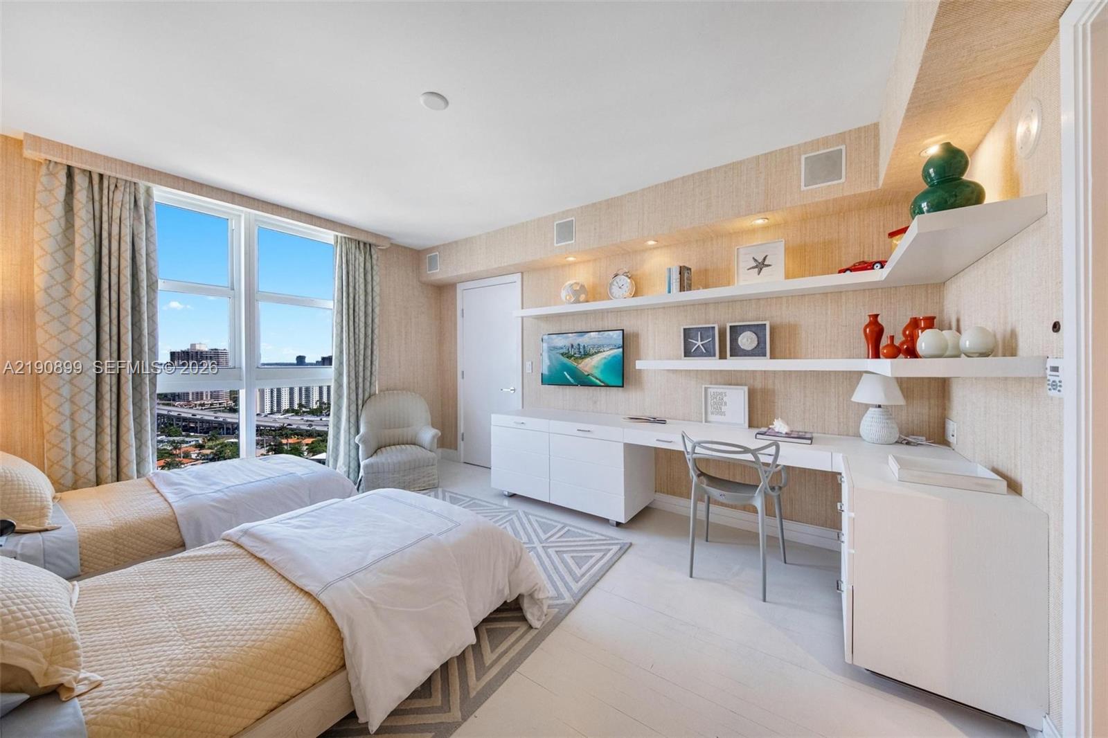 Ocean three - Residential