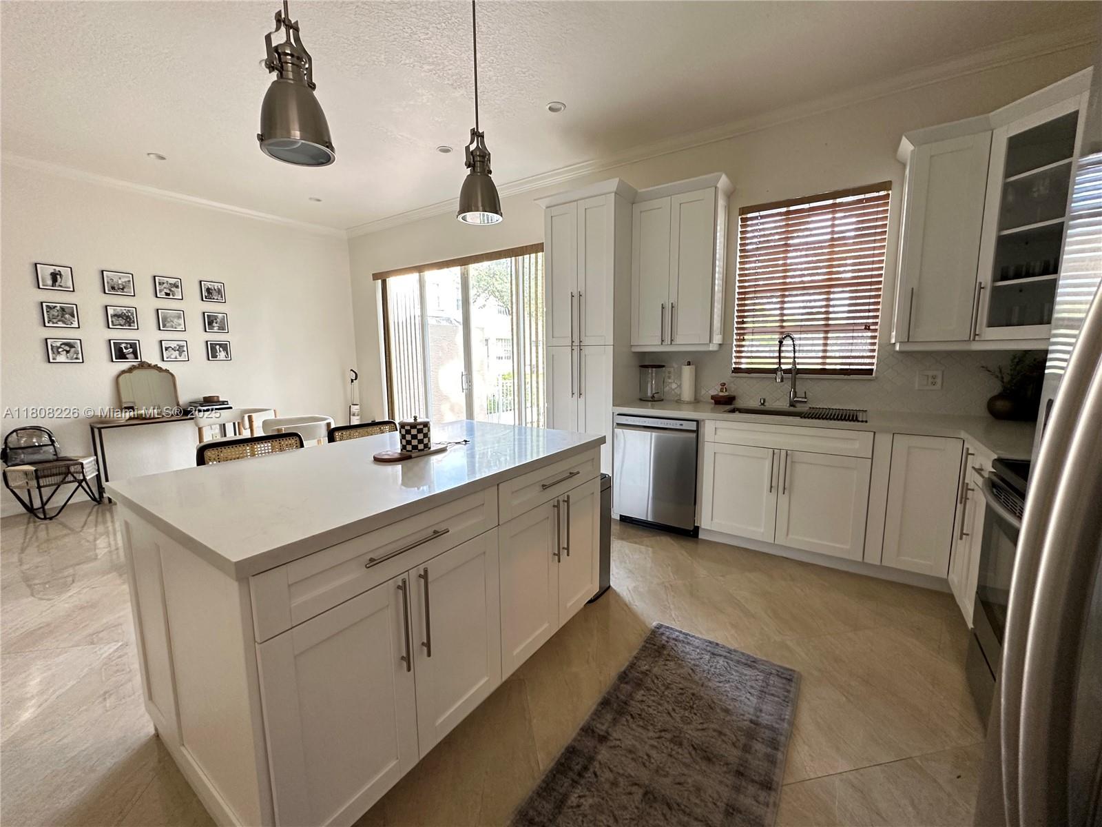 SILVER FALLS POD - Residential