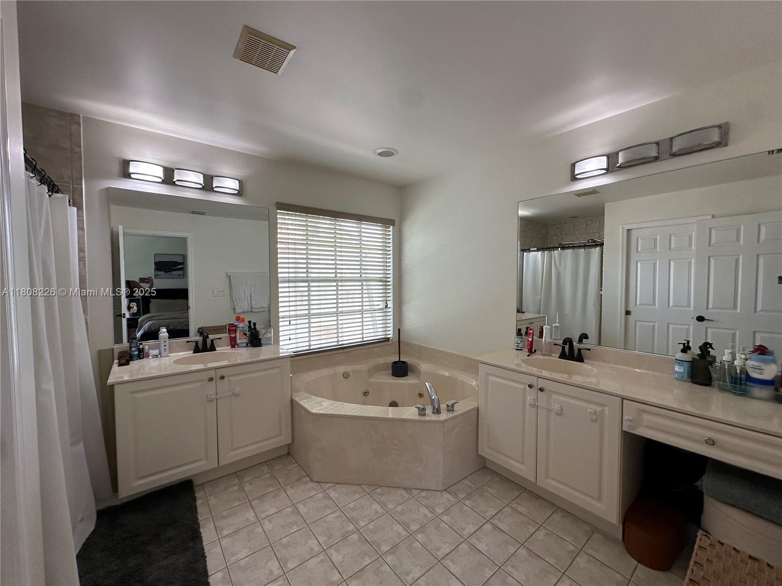 SILVER FALLS POD - Residential