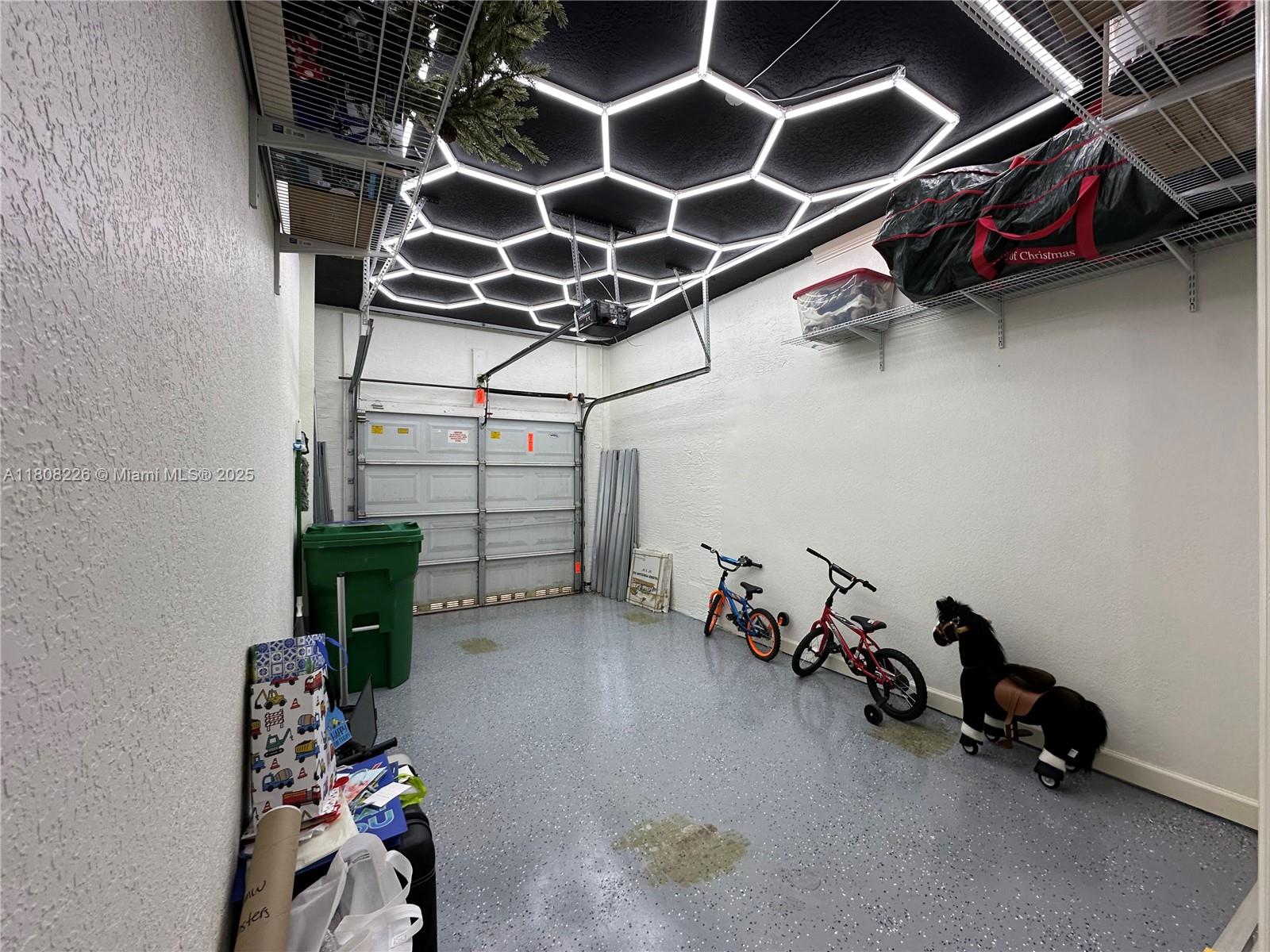 SILVER FALLS POD - Residential