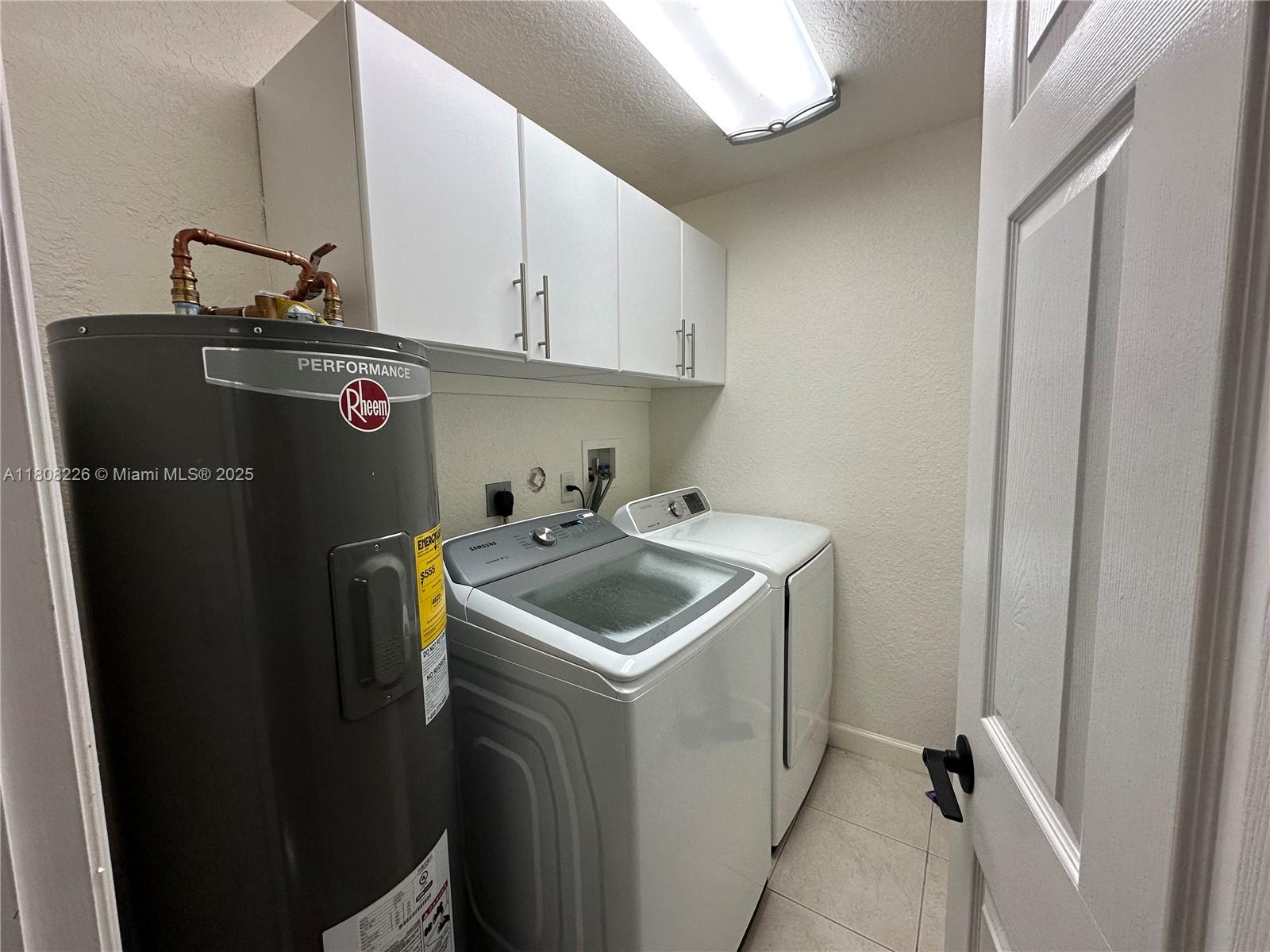 SILVER FALLS POD - Residential