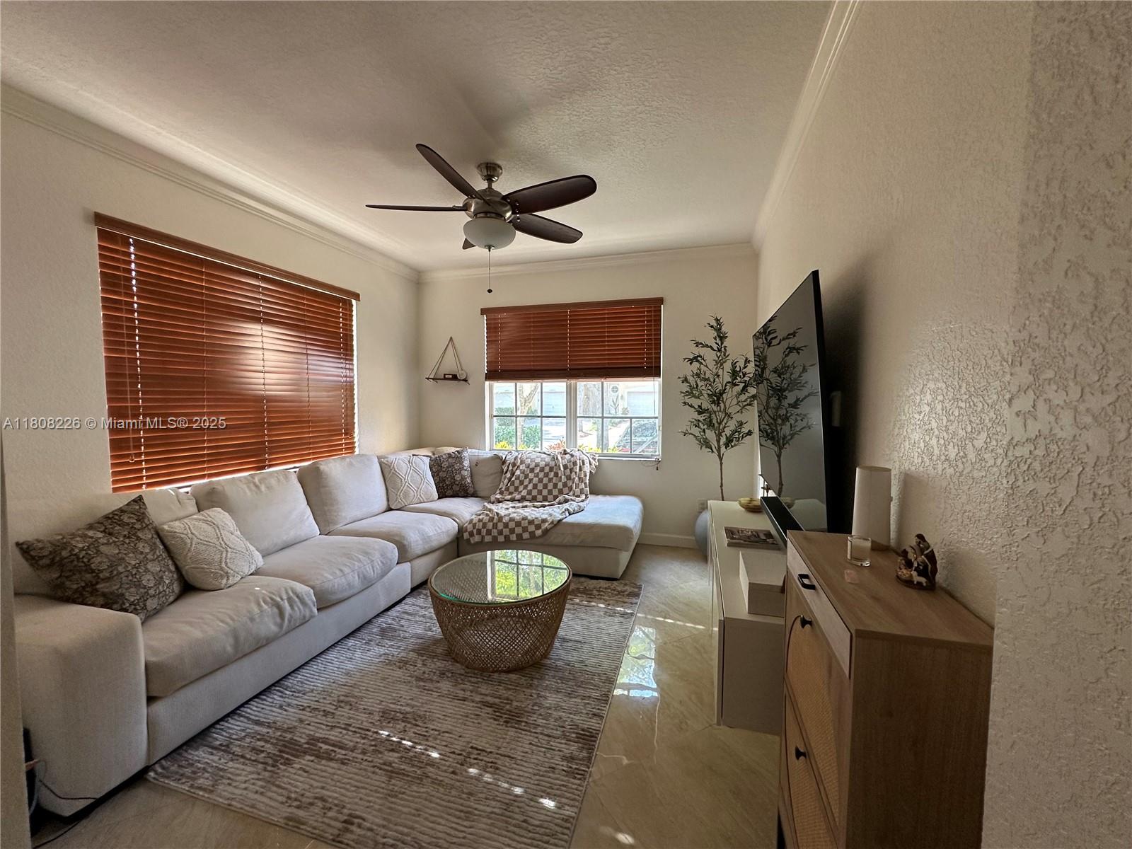 SILVER FALLS POD - Residential