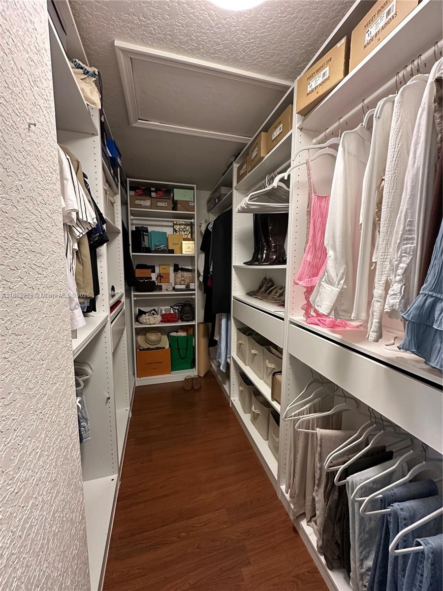 SILVER FALLS POD - Residential