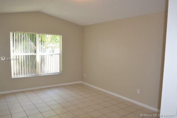 TWIN ACRES - Residential Lease