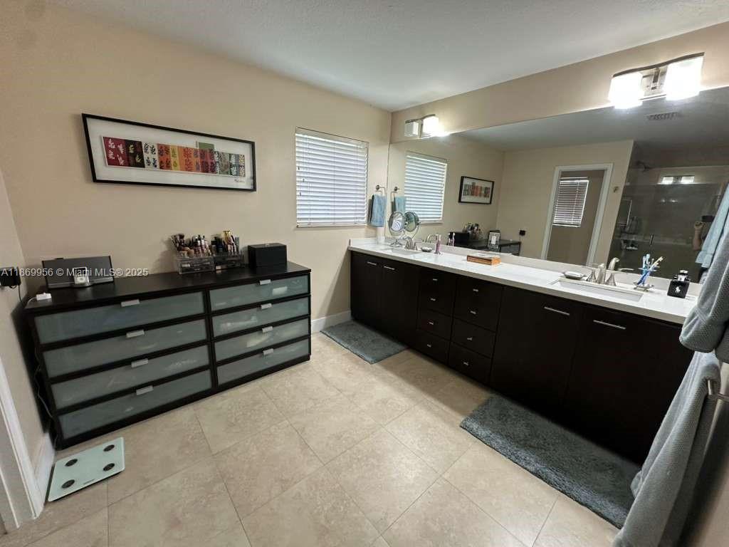 SECTOR 2-PARCELS 12 13 14 - Residential Lease