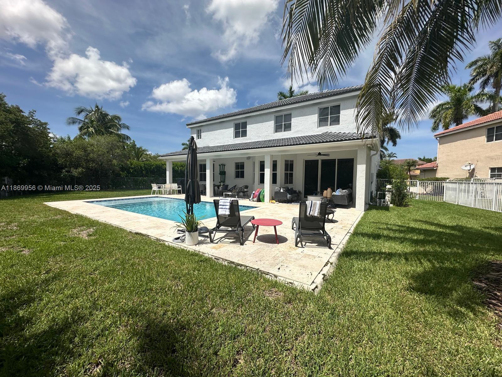 SECTOR 2-PARCELS 12 13 14 - Residential Lease