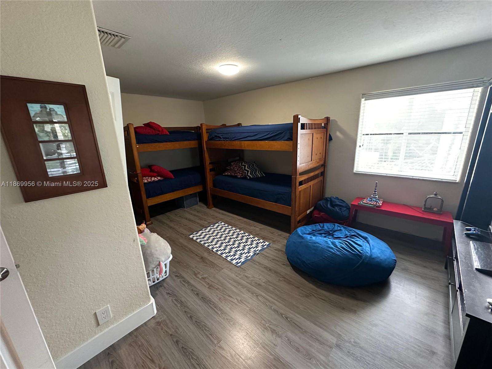 SECTOR 2-PARCELS 12 13 14 - Residential Lease