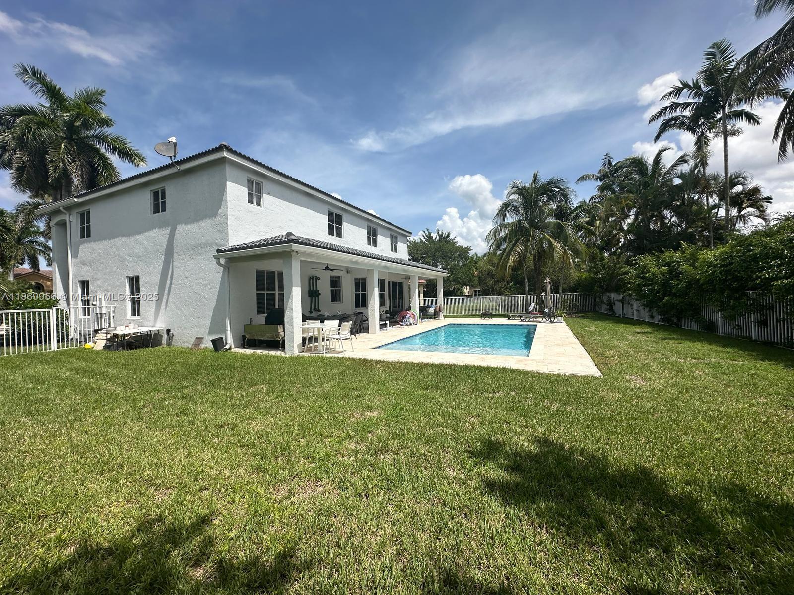 SECTOR 2-PARCELS 12 13 14 - Residential Lease