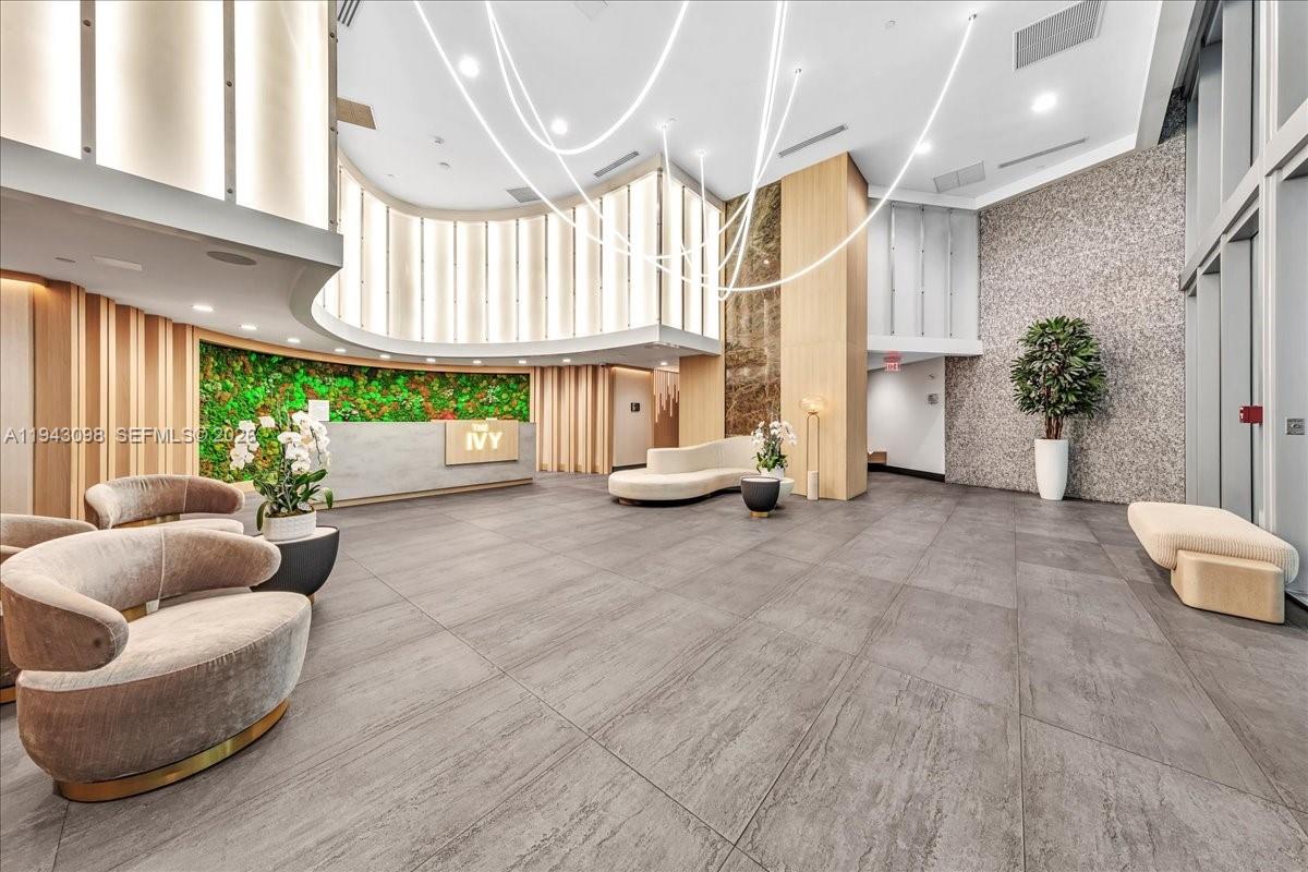 IVY CONDO - Residential