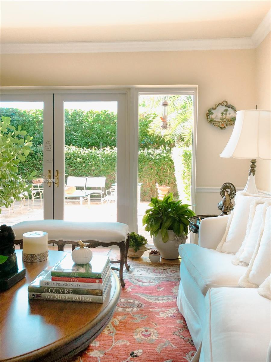 7526 SW 58th Ave 7526