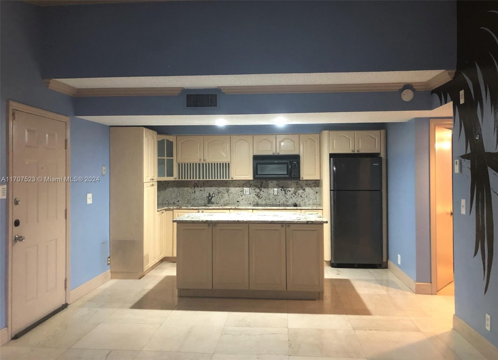 Rental Property at 4055 W Mcnab Rd H310, Pompano Beach, Broward County, Florida - Bedrooms: 1 
Bathrooms: 1  - $1,650 MO.