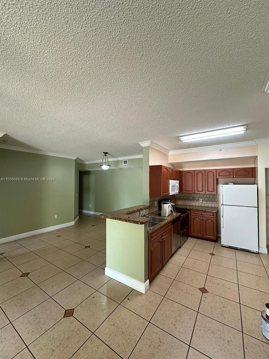 Rental Property at 6952 Sw 39th St C107, Davie, Broward County, Florida - Bedrooms: 2 
Bathrooms: 2  - $2,200 MO.