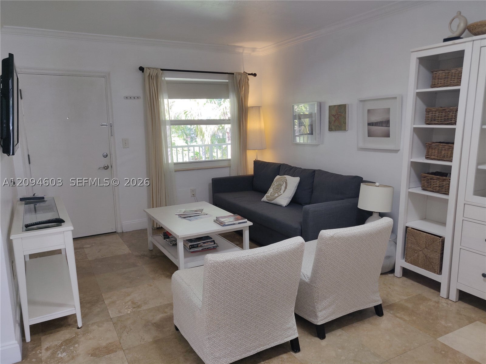 100 N Sunrise Dr 28