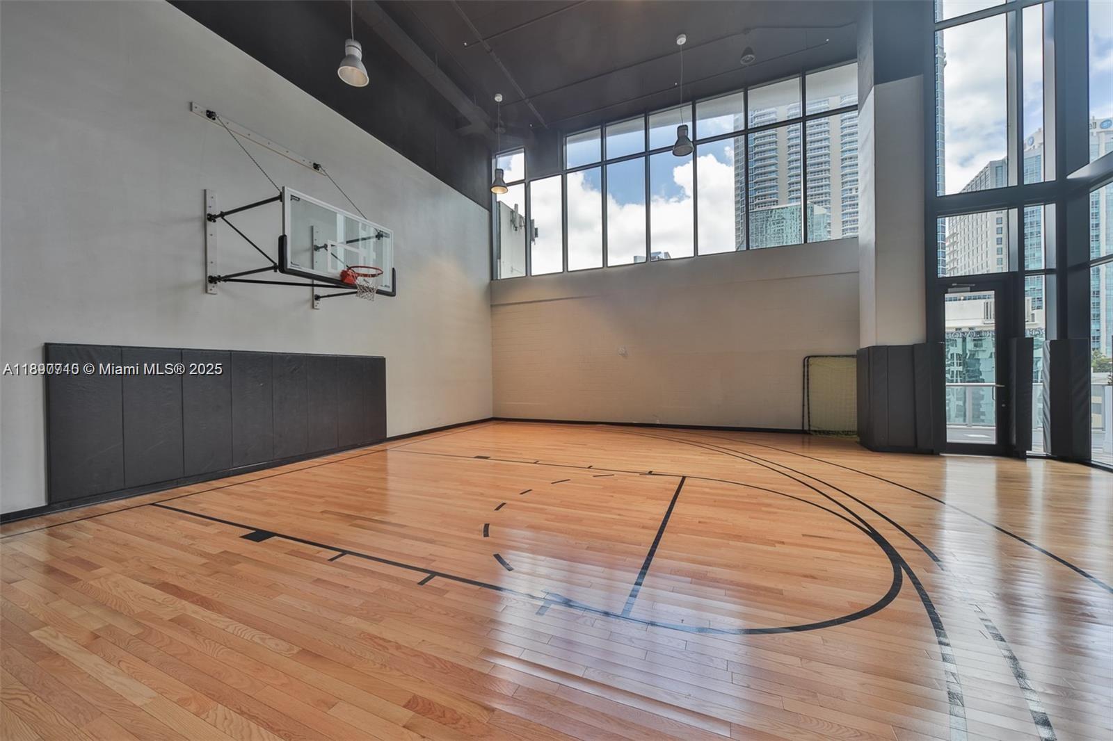 1010 BRICKELL CONDO - Residential Lease