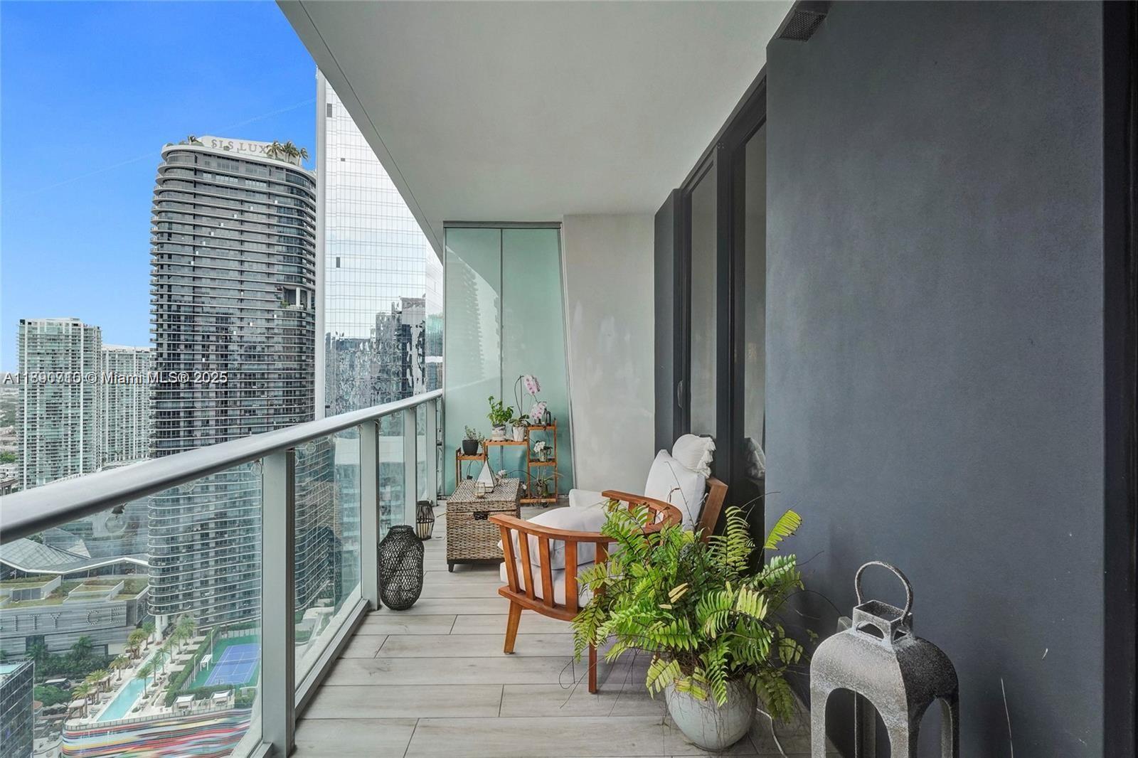 1010 BRICKELL CONDO - Residential Lease