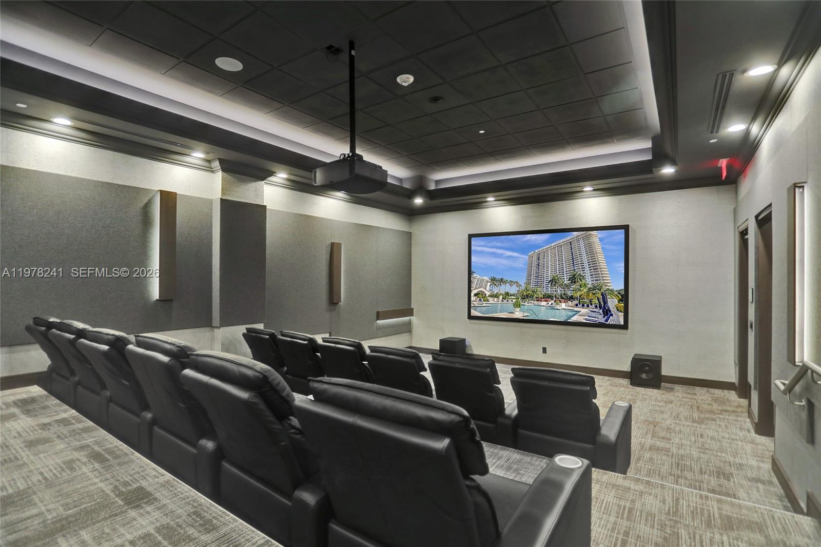 2000 ISL BLVD WILLIAMS IS - Residential Lease