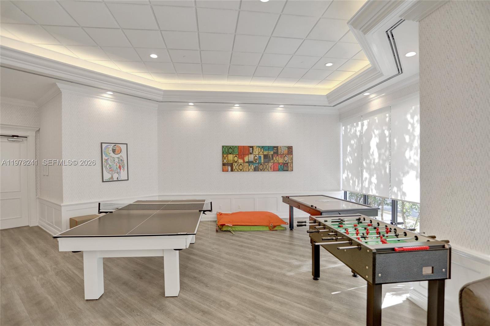 2000 ISL BLVD WILLIAMS IS - Residential Lease