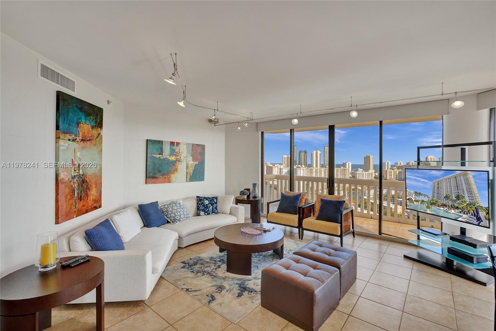 2000 ISL BLVD WILLIAMS IS - Residential Lease