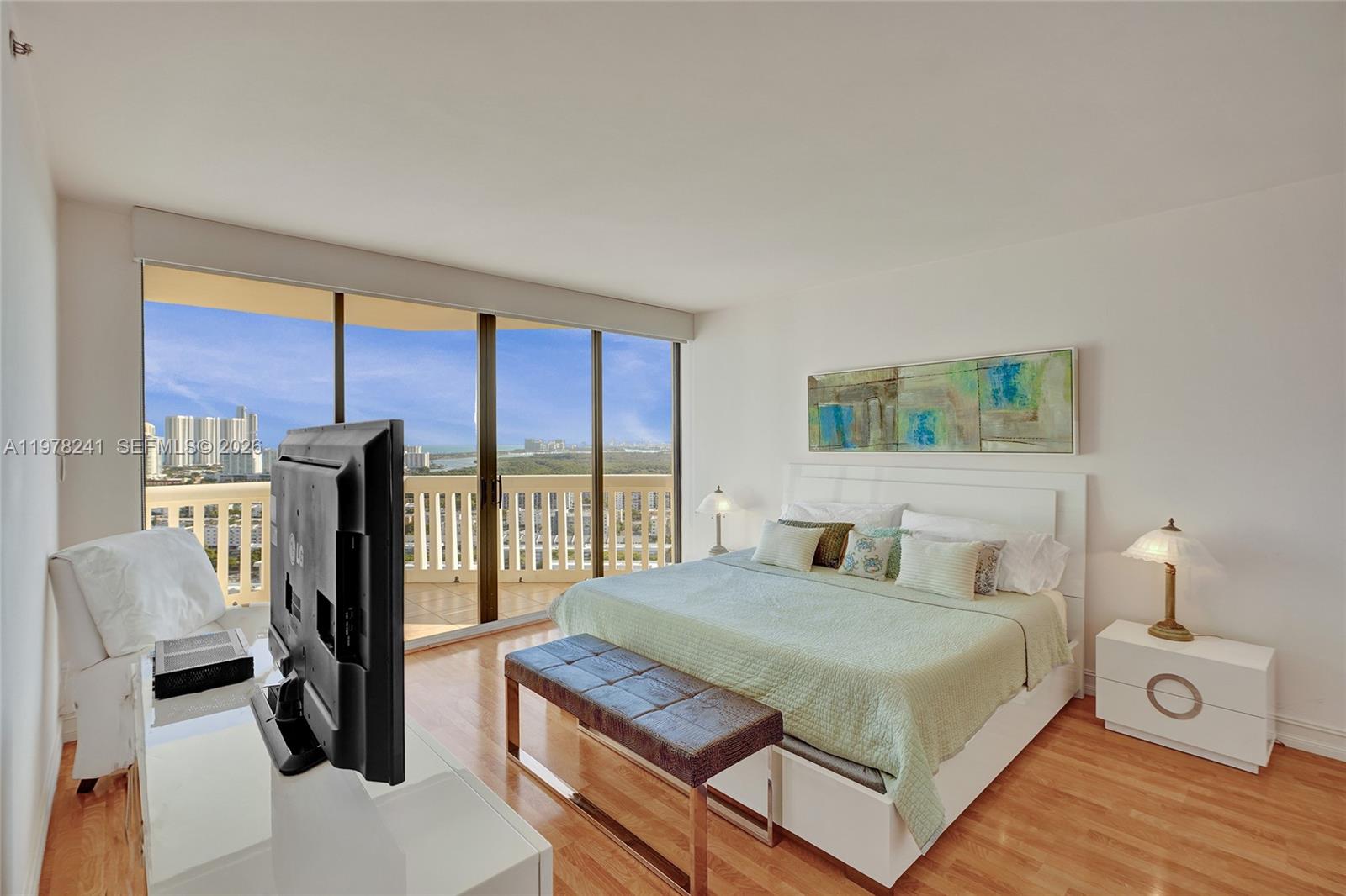 2000 ISL BLVD WILLIAMS IS - Residential Lease