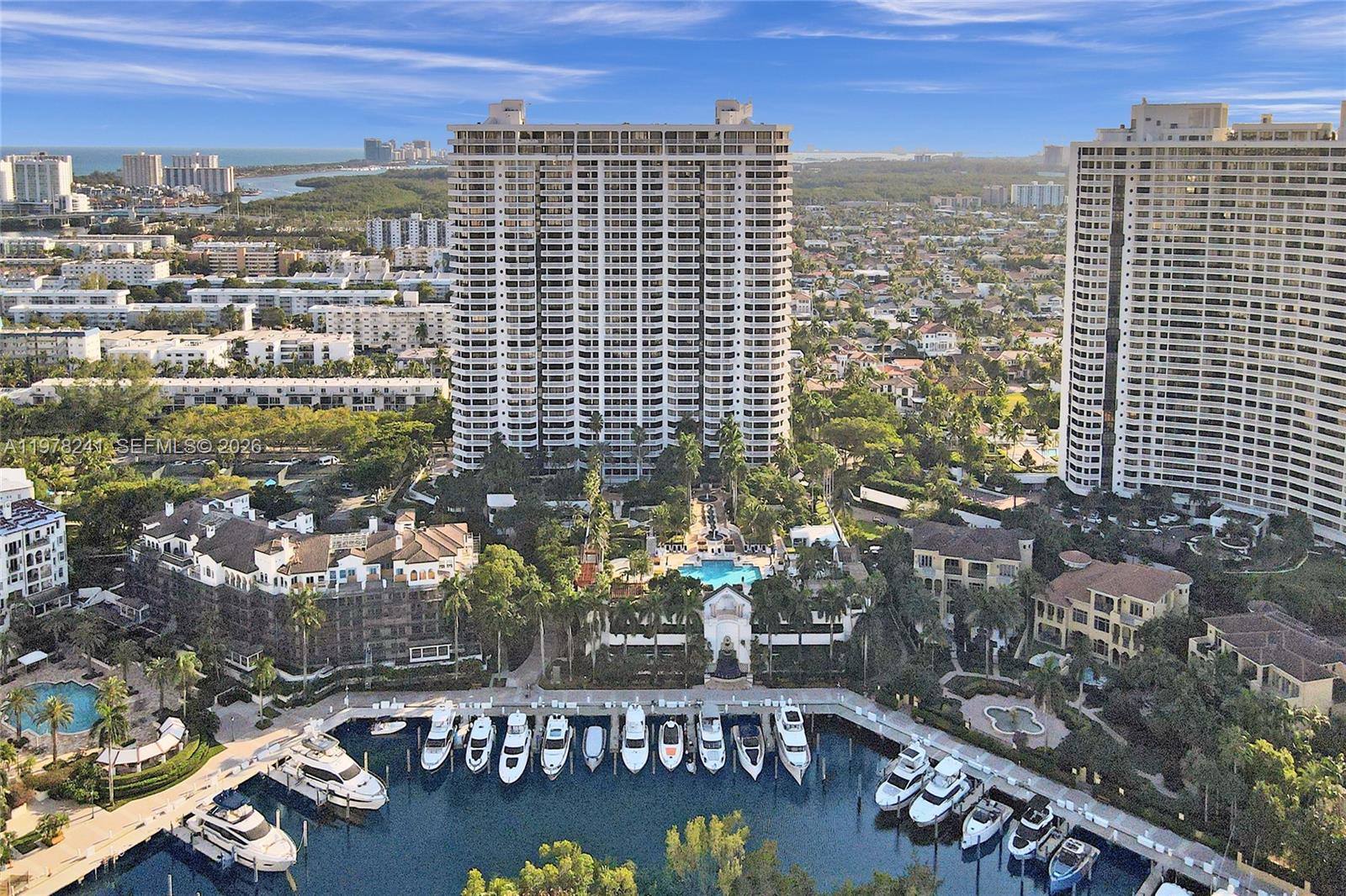 2000 ISL BLVD WILLIAMS IS - Residential Lease