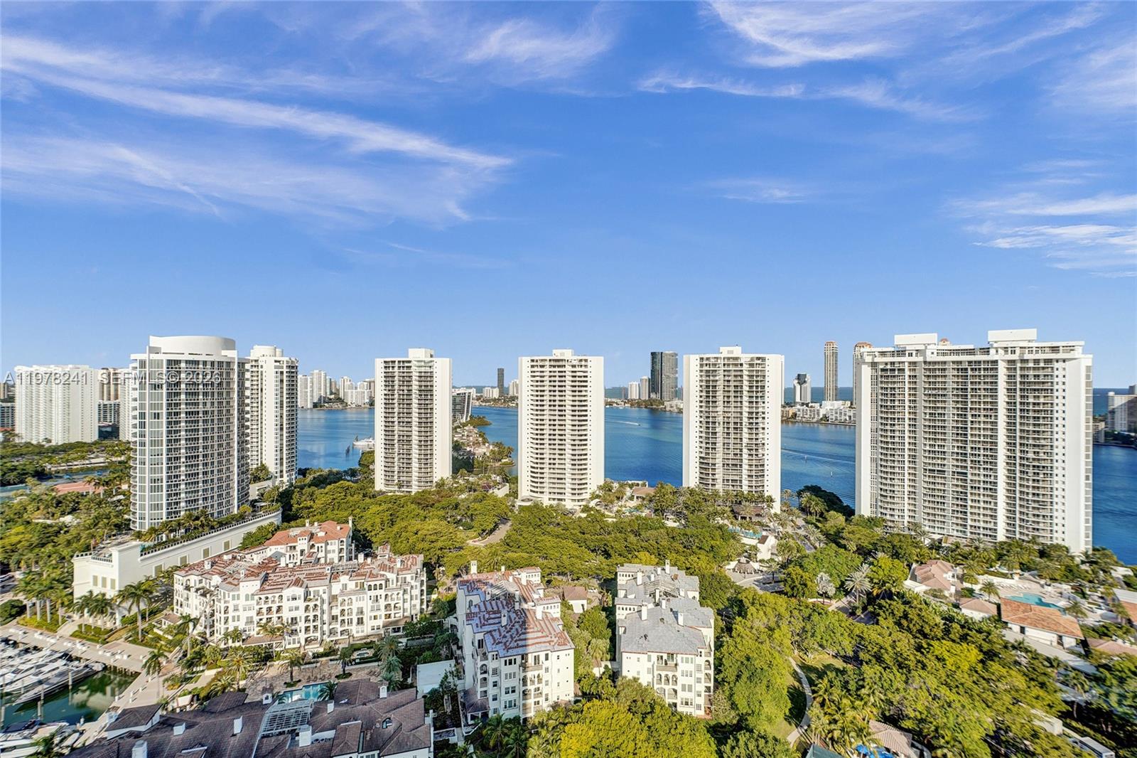 2000 ISL BLVD WILLIAMS IS - Residential Lease