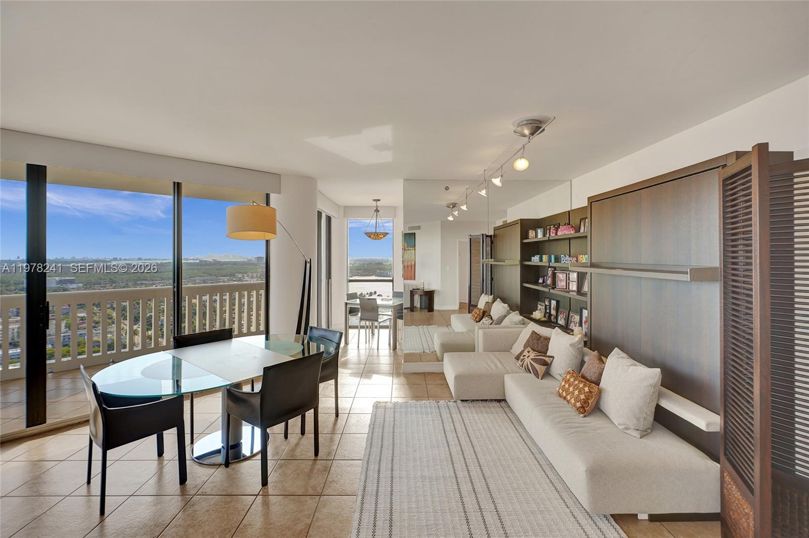 2000 ISL BLVD WILLIAMS IS - Residential Lease