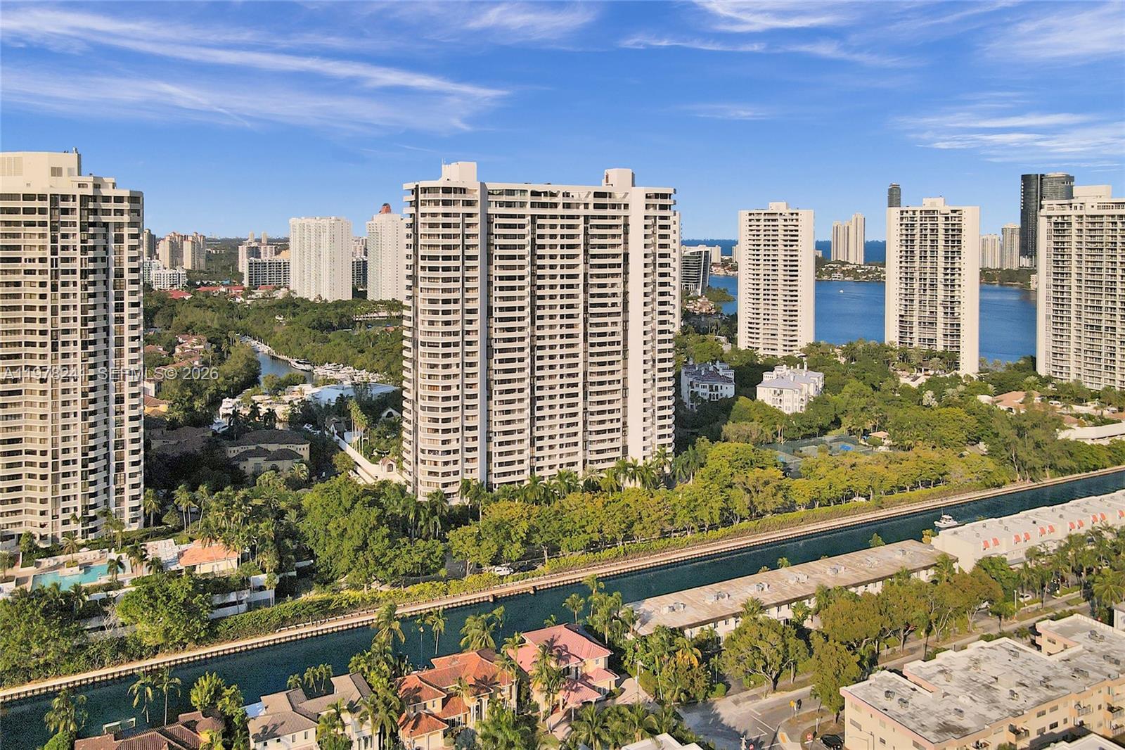 2000 ISL BLVD WILLIAMS IS - Residential Lease