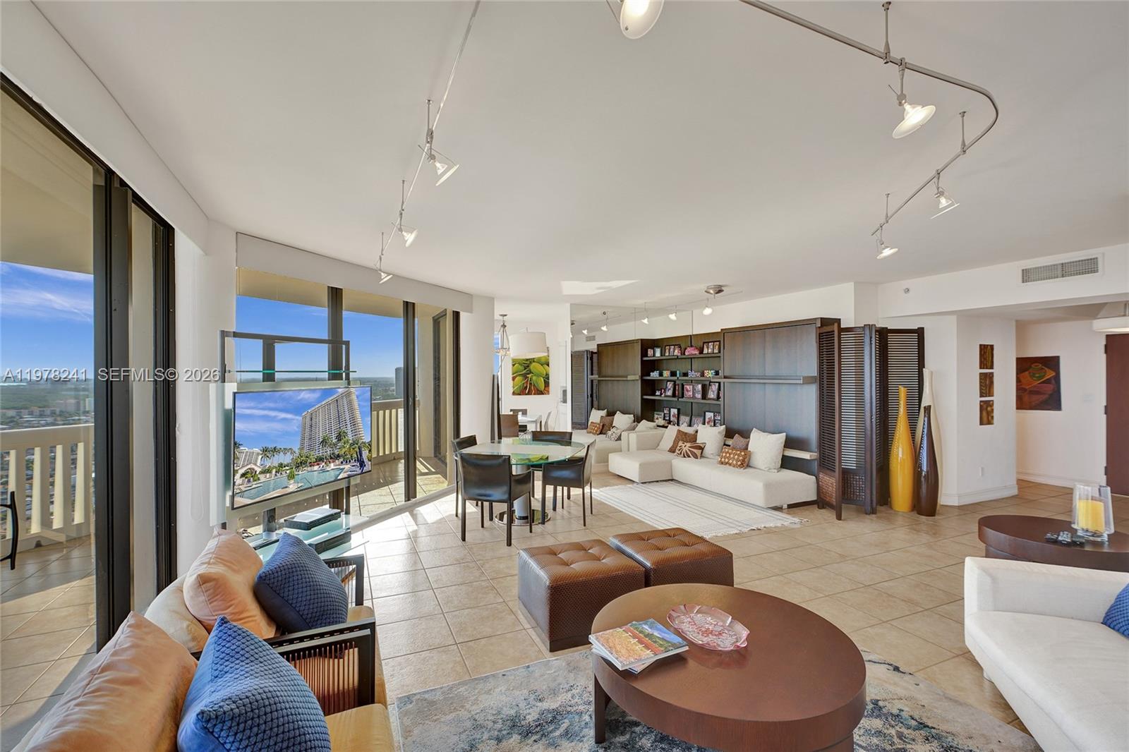 2000 ISL BLVD WILLIAMS IS - Residential Lease