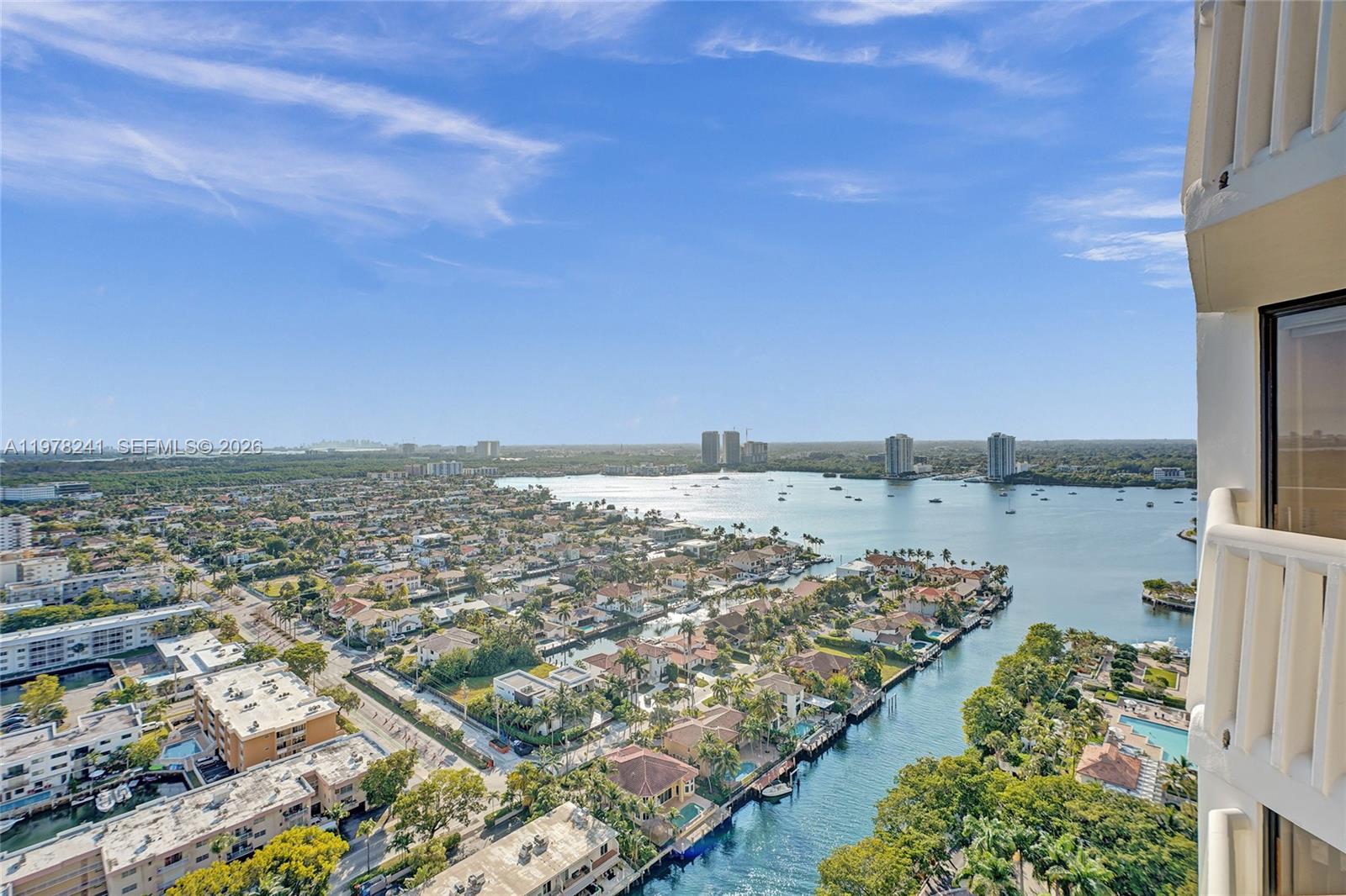 2000 ISL BLVD WILLIAMS IS - Residential Lease