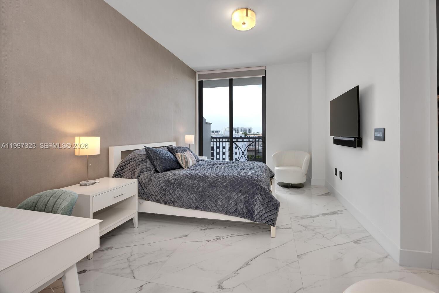 MERRICK MANOR CONDO - Residential