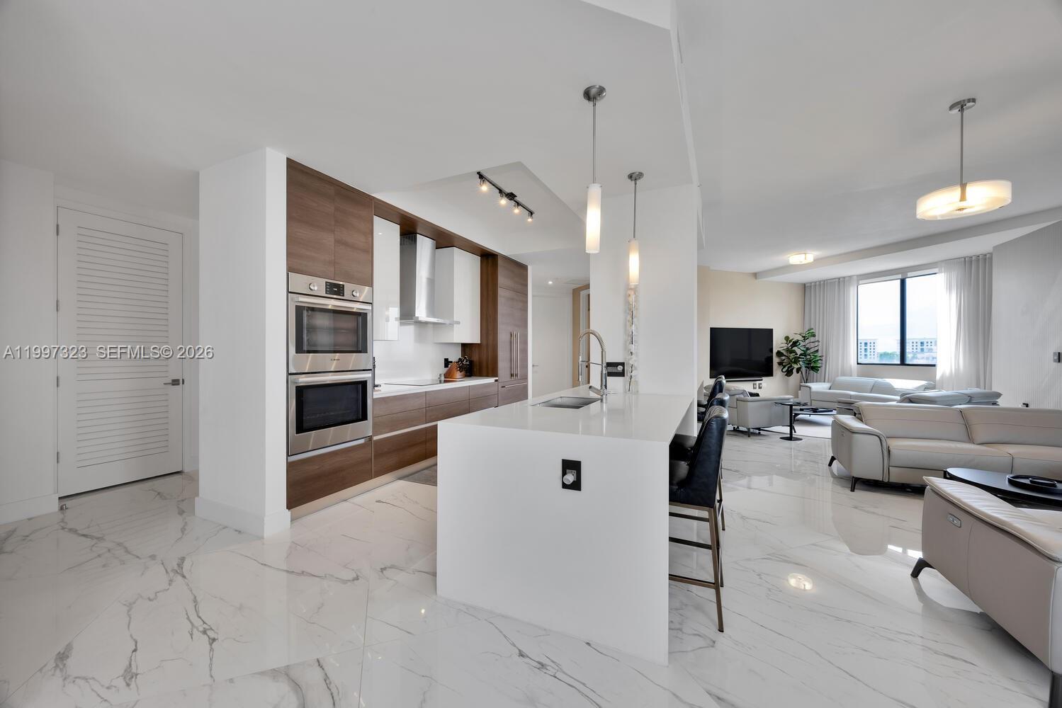 MERRICK MANOR CONDO - Residential