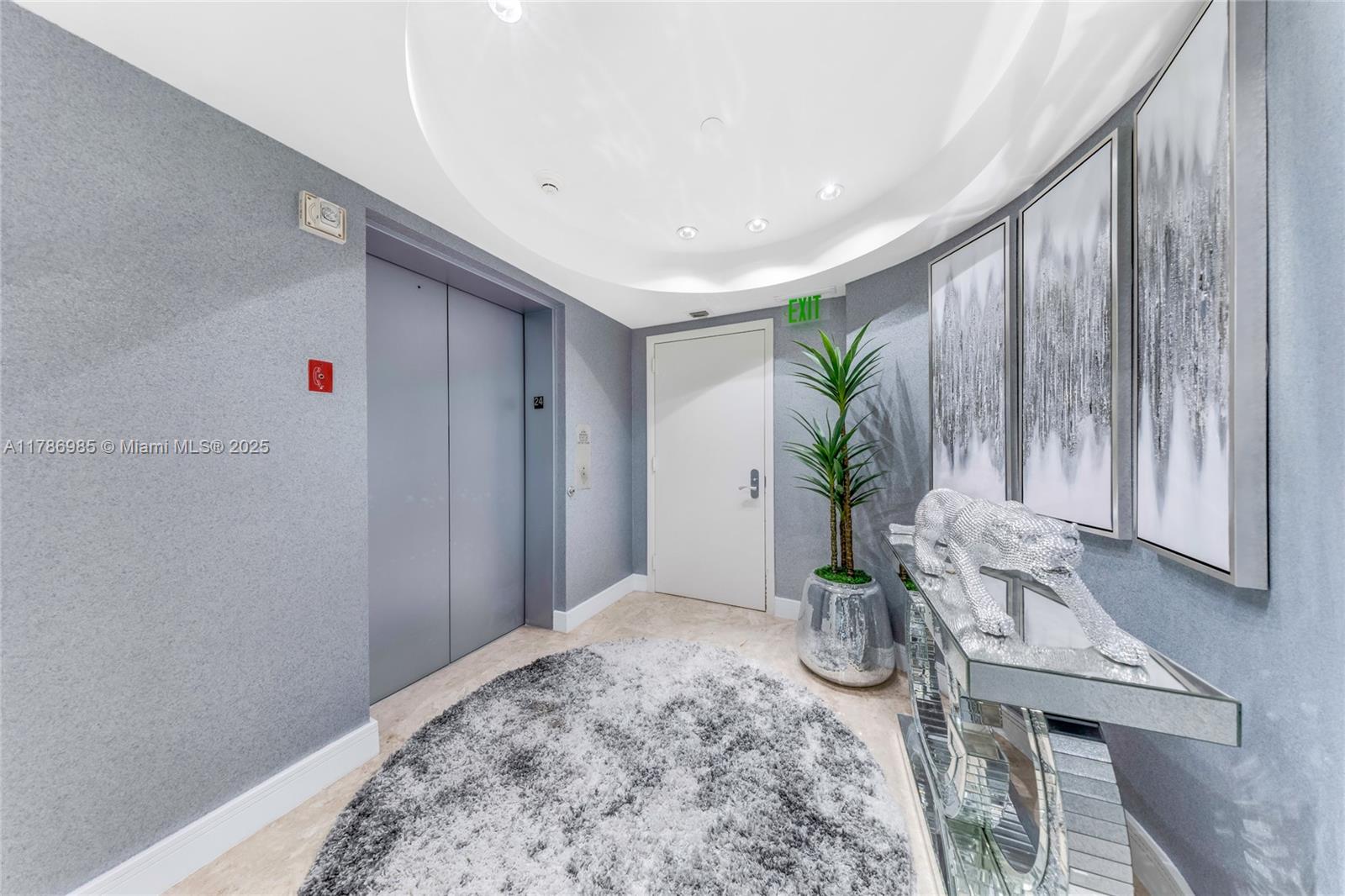 JADE BEACH CONDO - Residential Lease