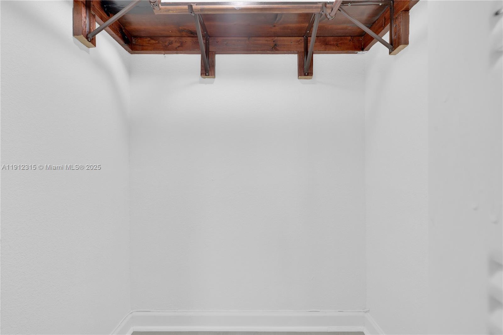 THE BERKELEY CONDO - Residential