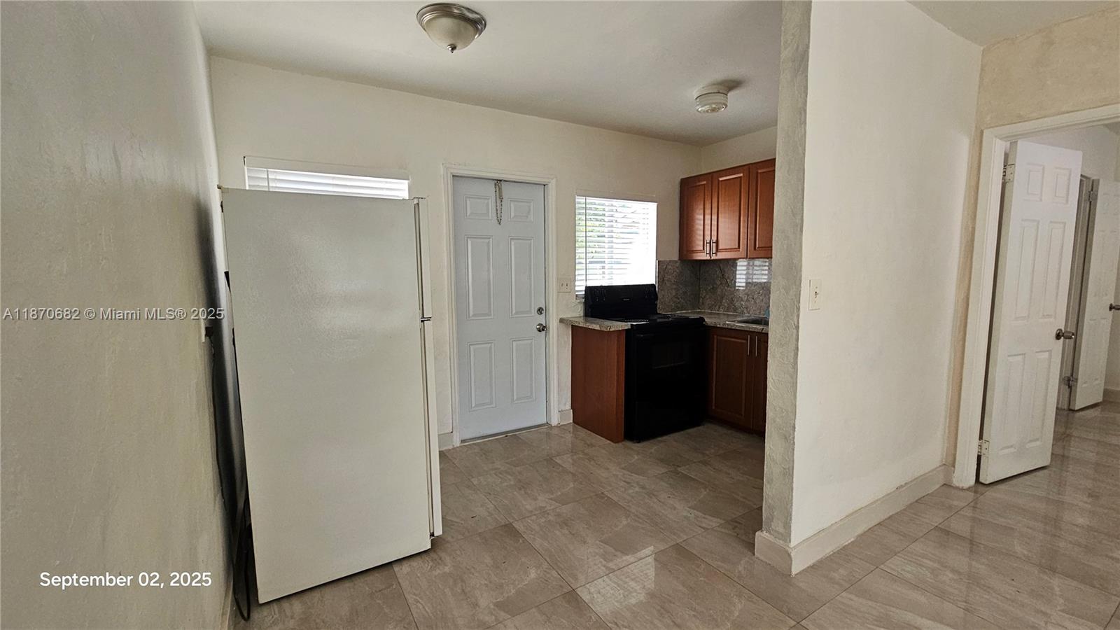 HOLLYWOOD - Residential Lease