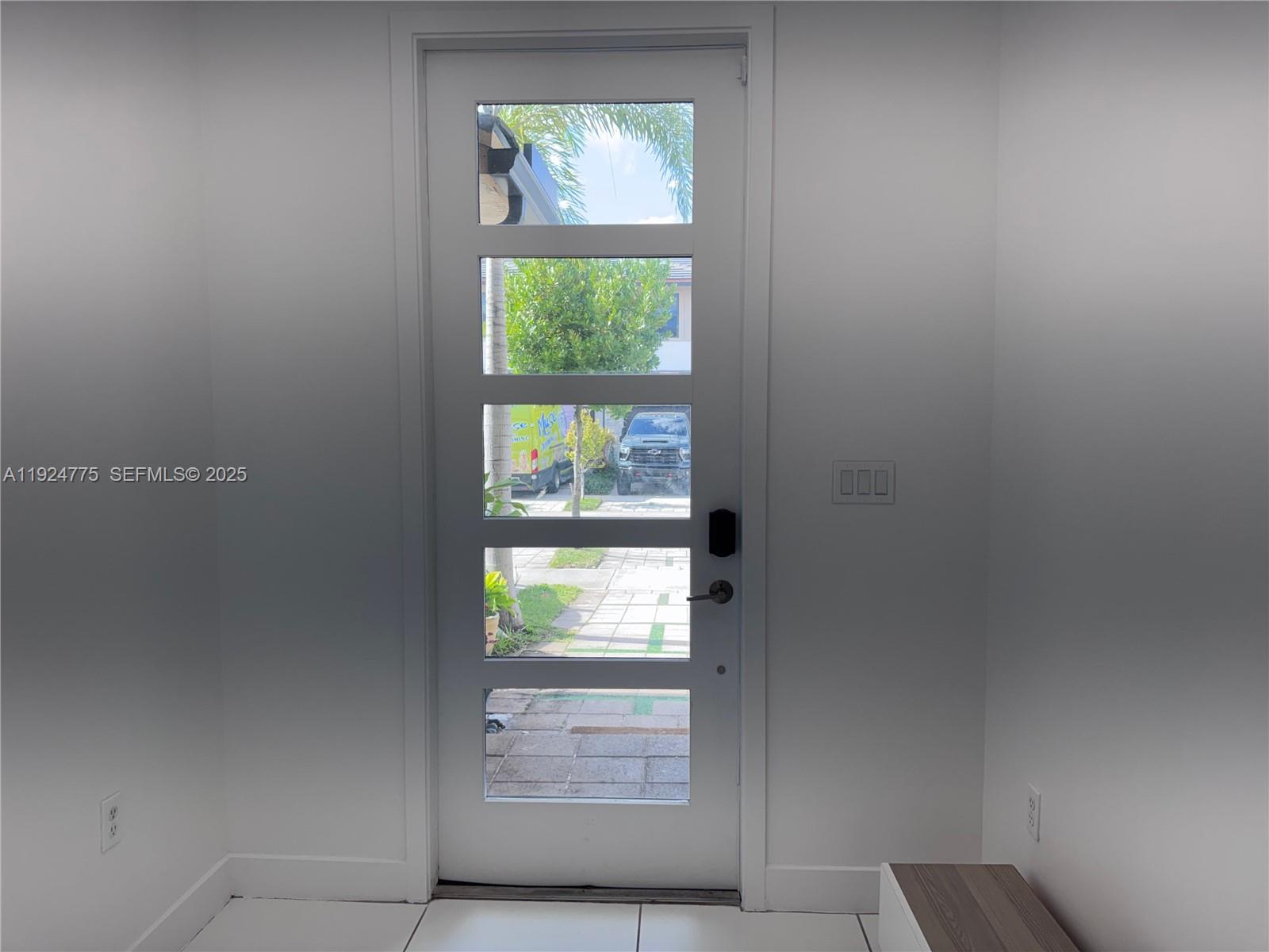 DUNNWOODY LAKE - Residential