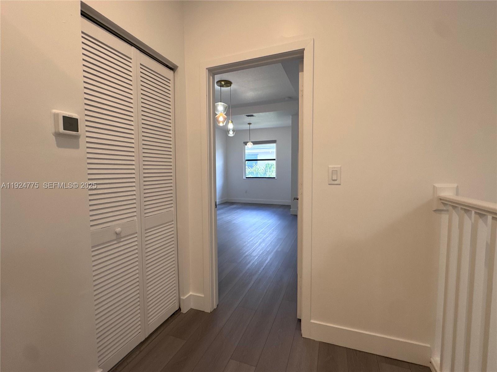 DUNNWOODY LAKE - Residential