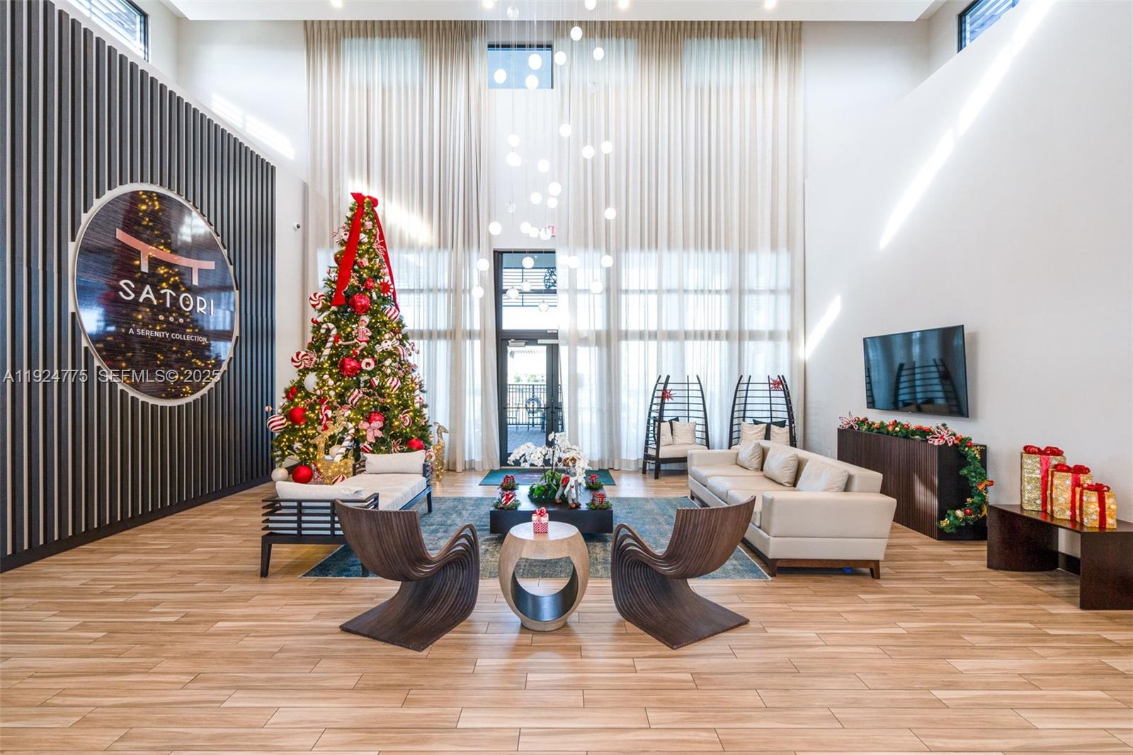 DUNNWOODY LAKE - Residential