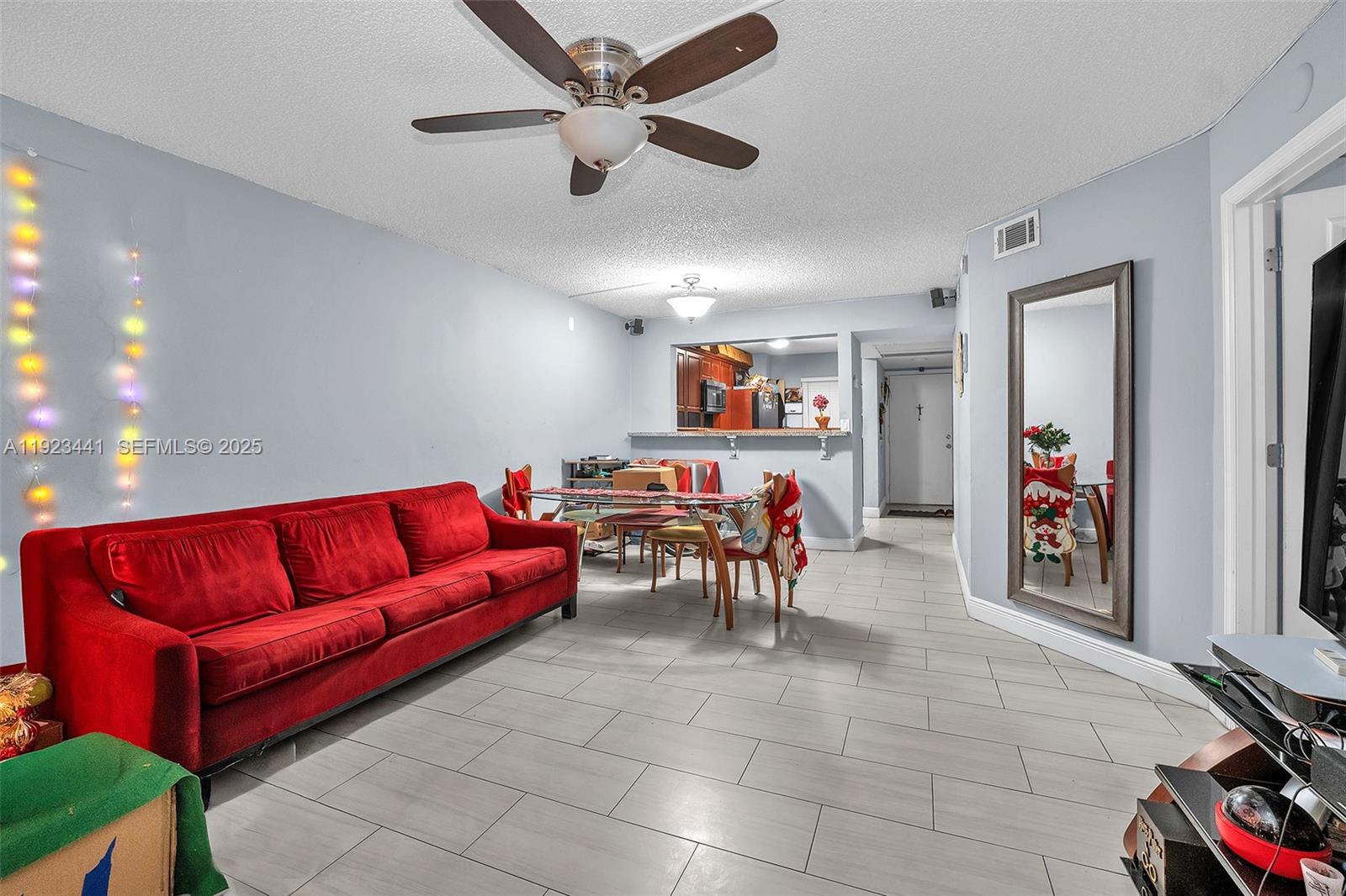 ISLAND CLUB AT CORAL SPRI - Residential