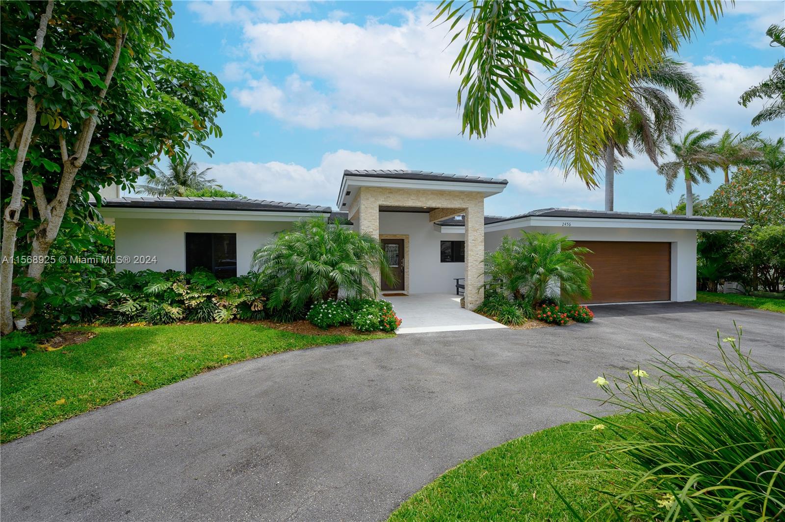 Property for Sale at 2456 Se 10th St, Pompano Beach, Broward County, Florida - Bedrooms: 3 
Bathrooms: 2  - $1,499,000