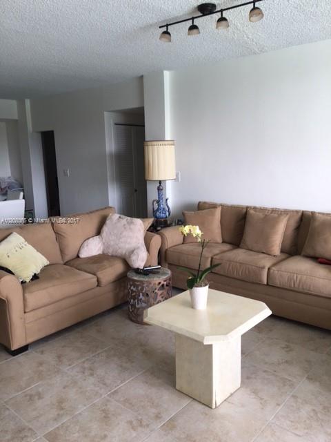 London Towers Condo - Residential Lease