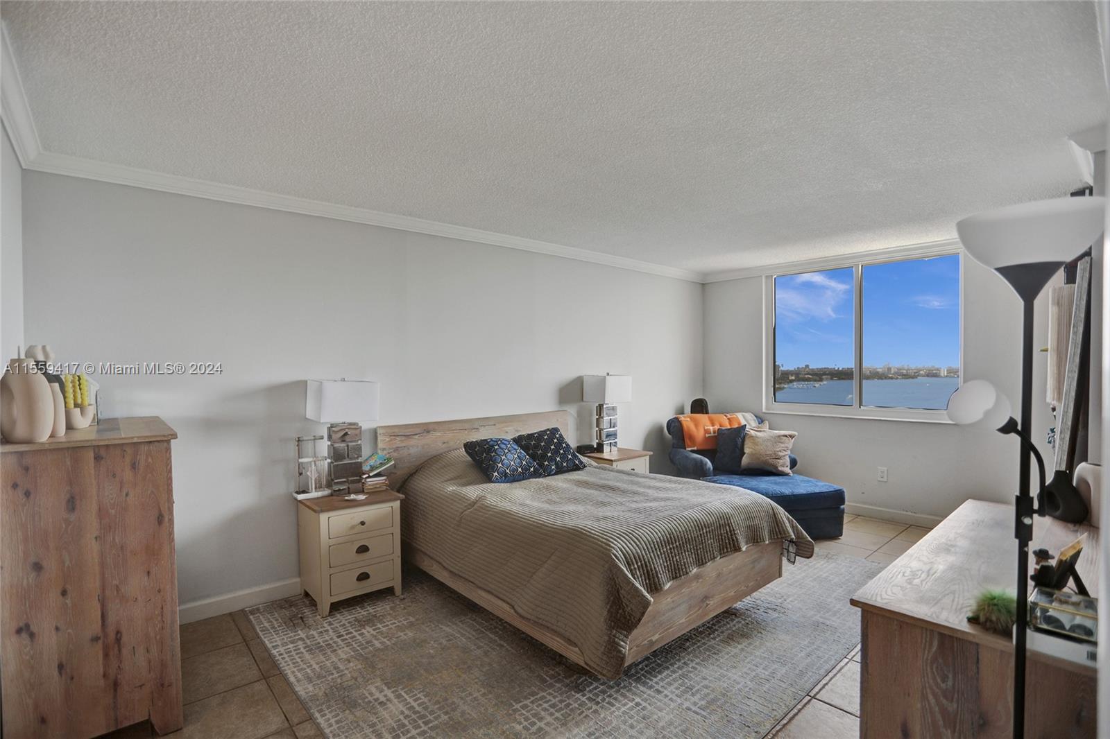 ARLEN HOUSE CONDO - Residential