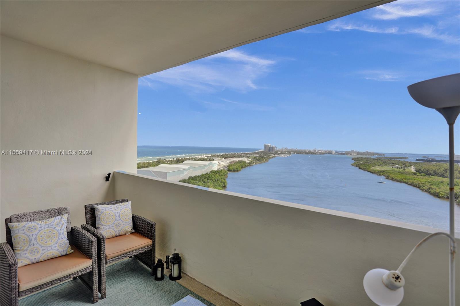 ARLEN HOUSE CONDO - Residential