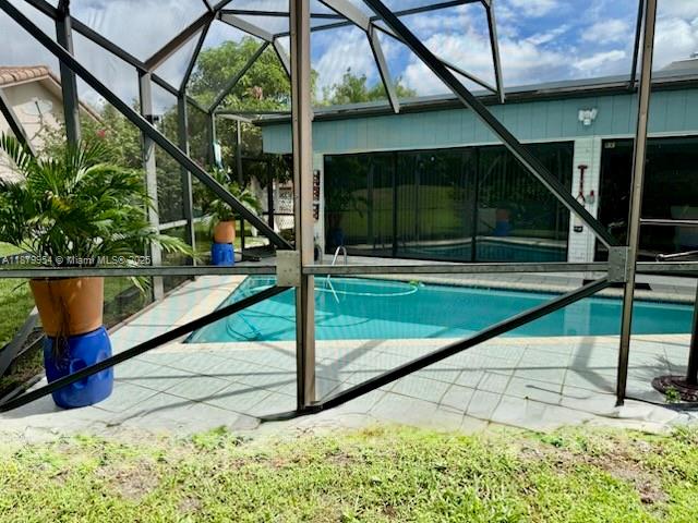 THIS 2-BEDROOM HOME WITH A SPACIOUS DEN (CAN EASILY BE CONVERTED TO A 3RD BEDROOM), HAS BEEN BEAUTIFULLY RENOVATED. THIS POOL HOME IS LOCATED IN A GOLFING COMMUNITY AND OFFERS A PERFECT BLEND OF COMFORT AND MODERN FLARE. FEATURING HUGE CLOSETS AND AN OPEN LAYOUT. THIS HOME HAS BEEN THOUGHTFULLY RENOVATED WITH A NEW ROOF, NEW ELECTRICAL PANEL, AND NEW RECESSED LIGHTING THROUGHOUT. ENJOY THE SCREENED-IN HEATED POOL AND THE PRIVACY OF A WELL-MAINTAINED YARD.
SEE THE ATTACHED LIST OF RENOVATIONS FOR THE FULL SCOPE OF UPGRADES - THIS HOME IS IN A FLOOD ZONE X, NO FLOOD INSURANCE IS REQUIRED! IT IS TRULY MOVE-IN READY!